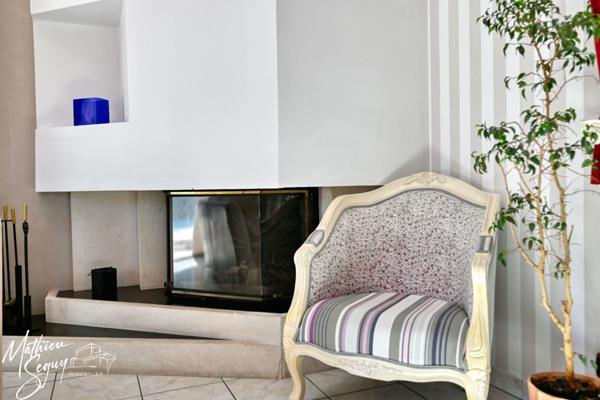 THURINS - Agréable maison sur parcelle de 936 m²