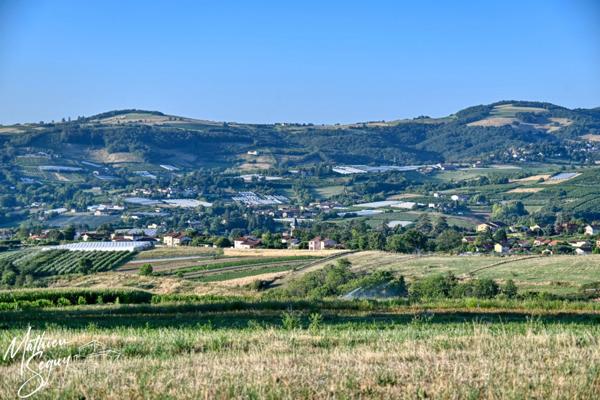 THURINS - Agréable maison sur parcelle de 936 m²