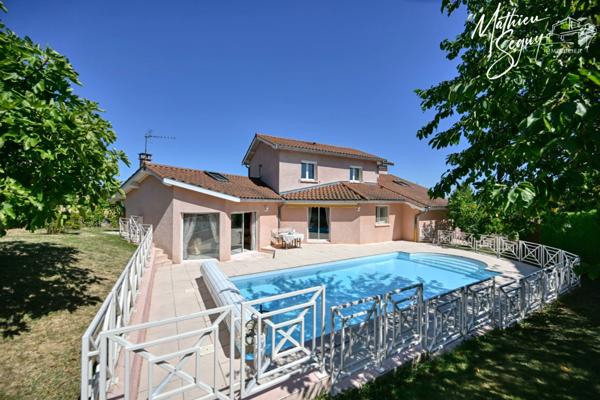 THURINS - Agréable maison sur parcelle de 936 m²