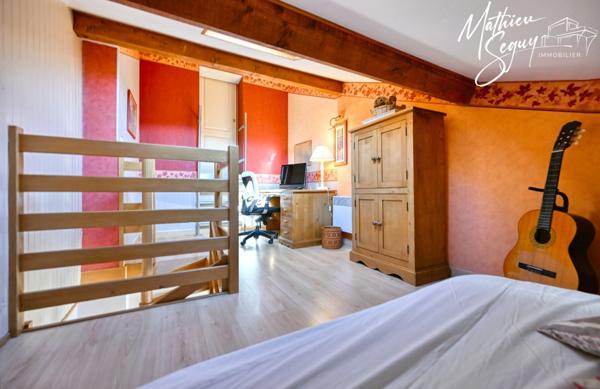 THURINS - Agréable maison sur parcelle de 936 m²