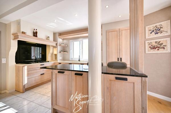 THURINS - Agréable maison sur parcelle de 936 m²