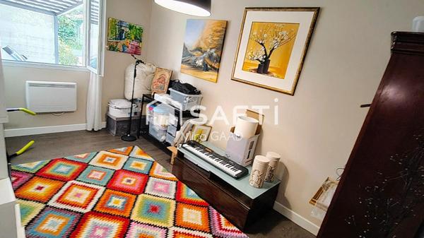 Deux maisons T4 +  T2 avec piscine et 1500m2 terrain