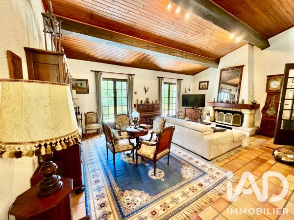 Maison à vendre 8 pièces 182 m² Pennautier