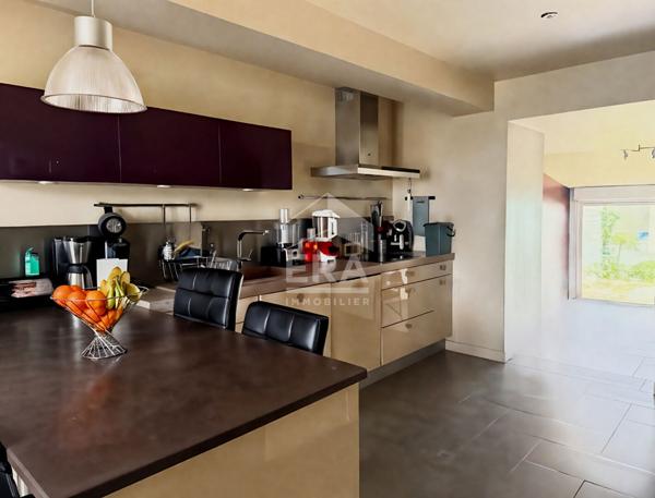 Maison Moncoutant Sur Sèvre - 8 pièces 186 m²