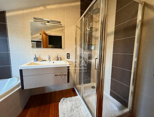 Maison Moncoutant Sur Sèvre - 8 pièces 186 m²