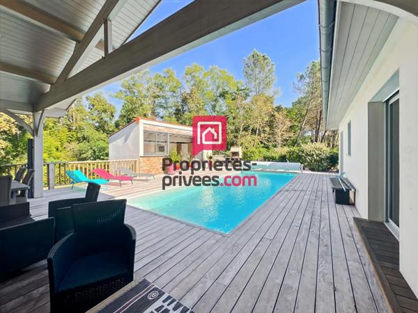 Maison de 200m² avec 4 chambres et piscine
