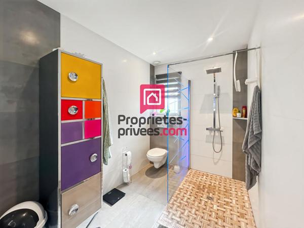 Maison de 200m² avec 4 chambres et piscine