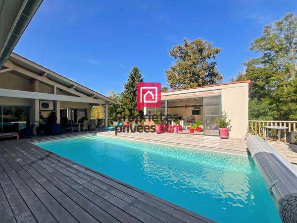 Maison de 200m² avec 4 chambres et piscine