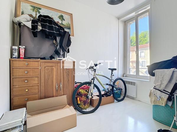 JOLI APPARTEMENT LUMINEUX AVEC JARDIN