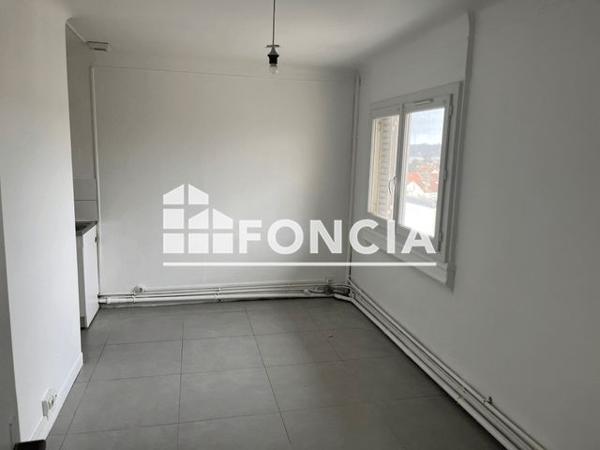 Location Studio 24.07 m² - 12 CHEMIN DU LYCEE Corbeil Essonnes 91100