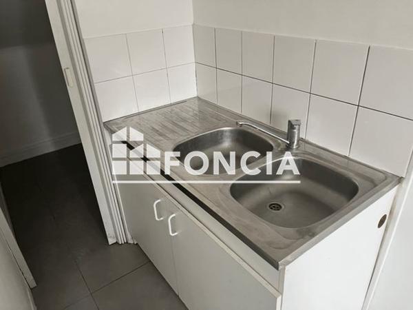 Location Studio 24.07 m² - 12 CHEMIN DU LYCEE Corbeil Essonnes 91100