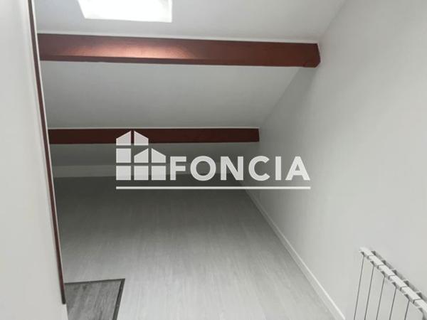 Location Studio 24.07 m² - 12 CHEMIN DU LYCEE Corbeil Essonnes 91100