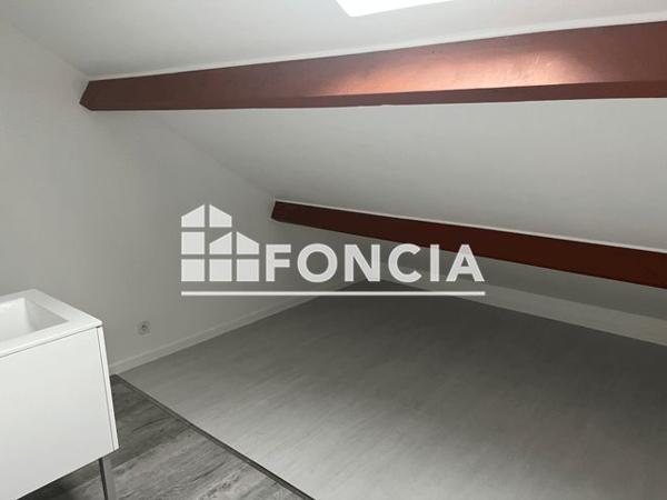 Location Studio 24.07 m² - 12 CHEMIN DU LYCEE Corbeil Essonnes 91100