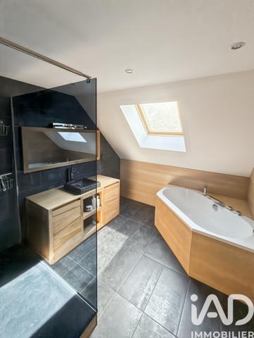 Maison à vendre 7 pièces 228 m² Courtenay