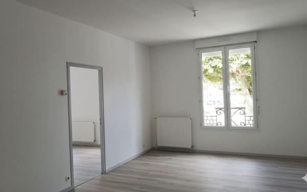 Immeuble à vendre    5 pièces •  Morcenx