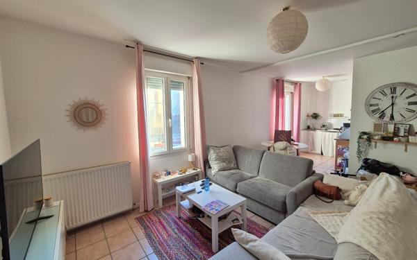 Immeuble à vendre    5 pièces •  Morcenx