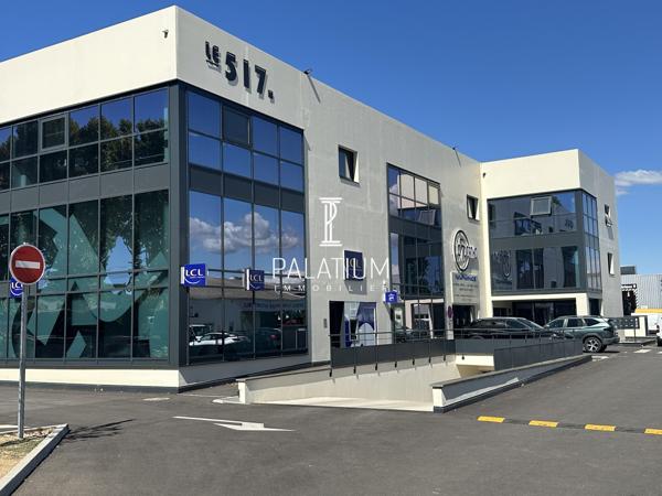 Locaux neufs à Vendre