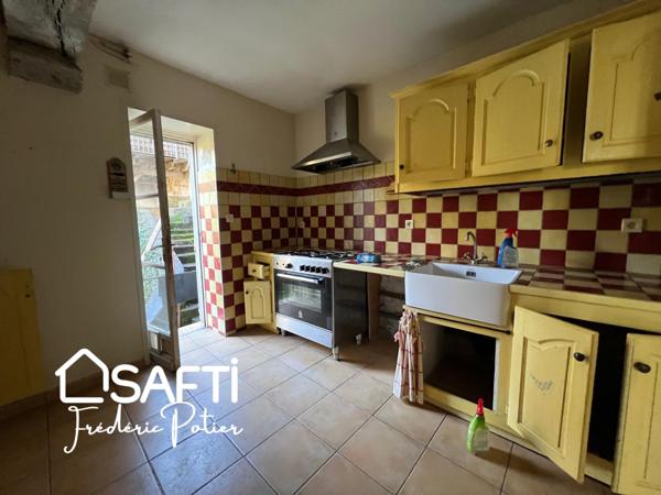 Belle maison bourgeoise comportant 5 niveaux