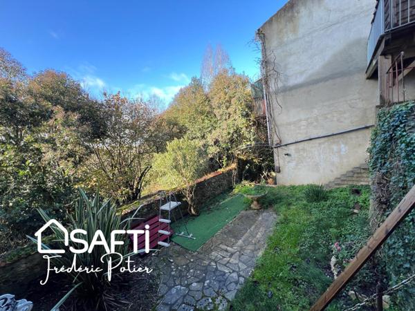 Belle maison bourgeoise comportant 5 niveaux