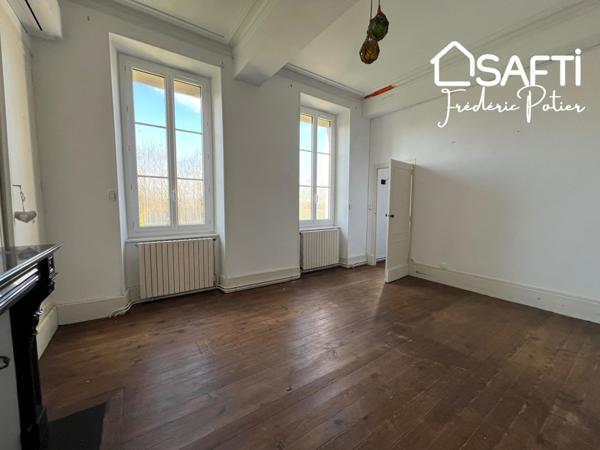 Belle maison bourgeoise comportant 5 niveaux