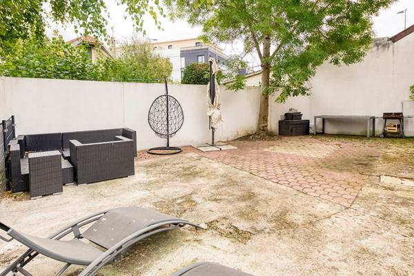 Maison Vaires Sur Marne 6 pièce(s) 164 m2