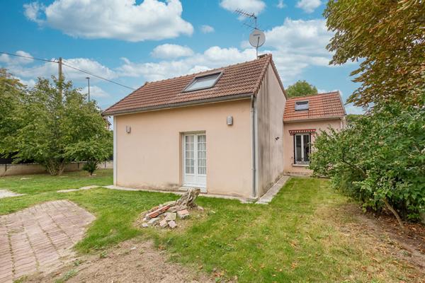 Maison Vaires Sur Marne 6 pièce(s) 164 m2