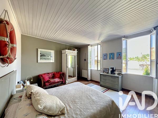 Maison à vendre 6 pièces 176 m² Malaucène