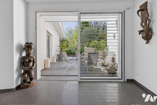 Magnifique VILLA CONTEMPORAINE vue panoramique