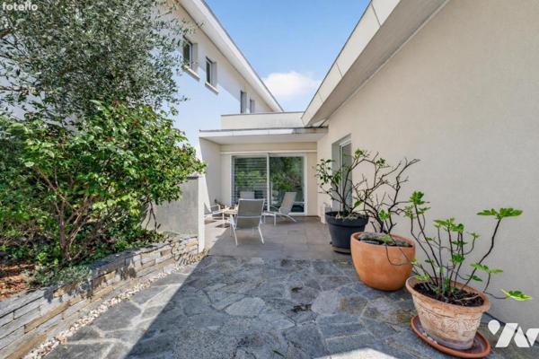 Magnifique VILLA CONTEMPORAINE vue panoramique