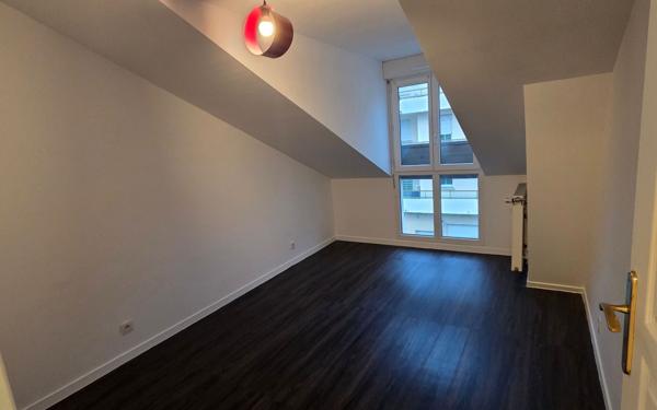 Appartement à vendre    3 pièces • 100 m2 Vaujours
