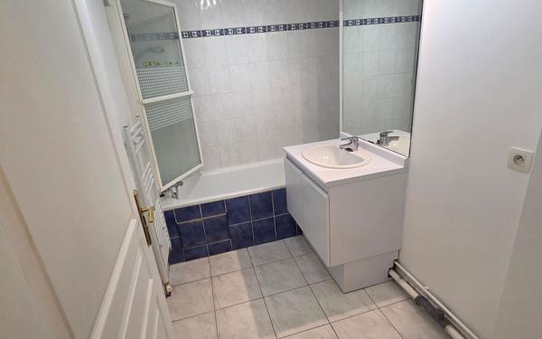 Appartement à vendre    3 pièces • 100 m2 Vaujours