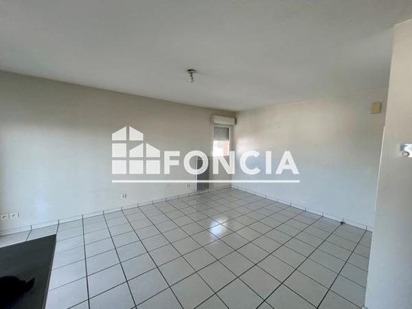 Location Appartement 2 pièces 42.2 m² - 36 RUE FERDINAND BUISSON La Roche Sur Yon 85000