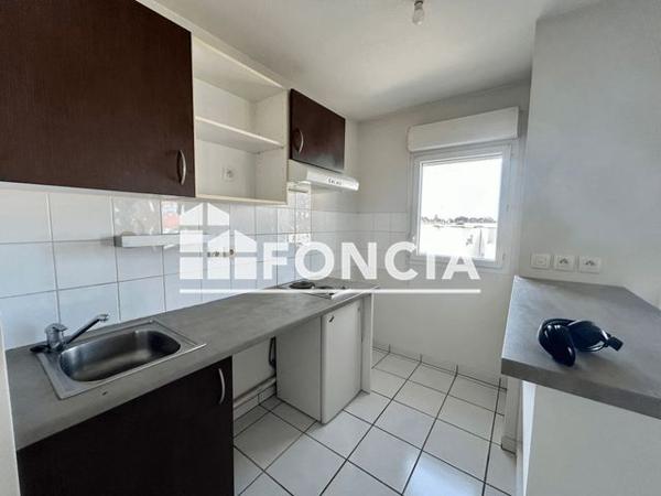 Location Appartement 2 pièces 42.2 m² - 36 RUE FERDINAND BUISSON La Roche Sur Yon 85000