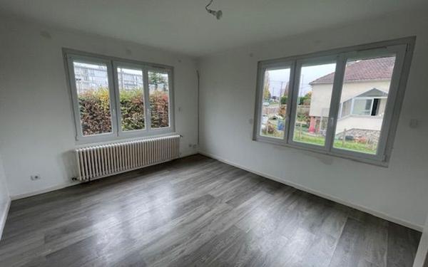 Maison à vendre    4 pièces •  Évreux