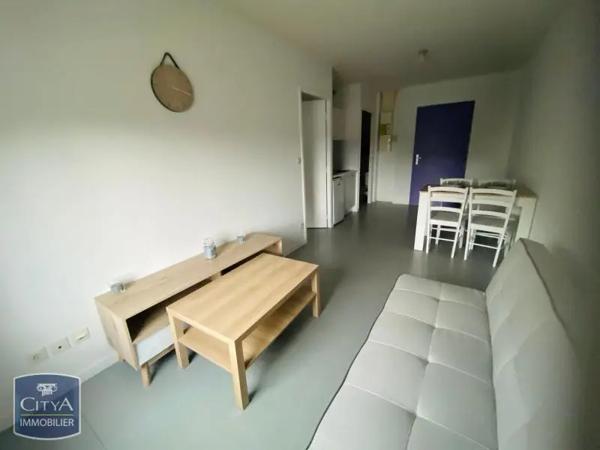 Appartement à louer 2 pièces 30m² Nîmes (30000)