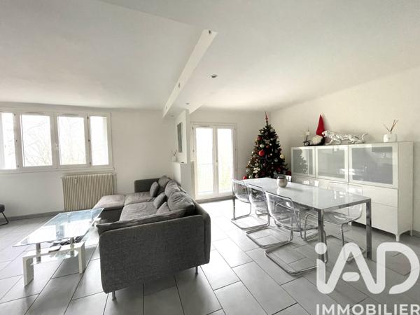 Appartement à vendre 4 pièces 59 m² Saint-Germain-lès-Arpajon