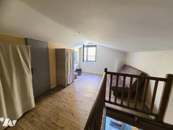 Les Granges Gontardes, Maison avec Garage.