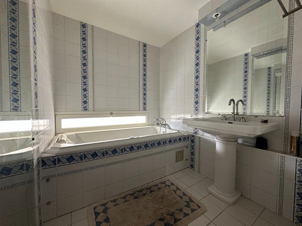 Appartement T4 en duplex 162 m² - 1ère ligne - pleine vue bassin ! , Arcachon