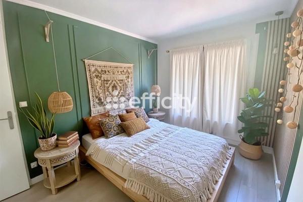 Appartement
         3 pièces
        - 67 m² Exclusivité 215 000 € *
