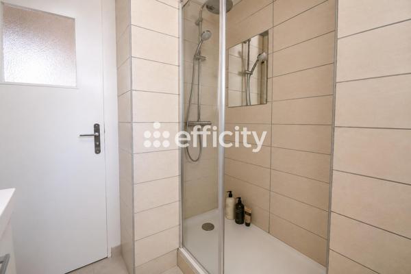 Appartement
         3 pièces
        - 67 m² Exclusivité 215 000 € *