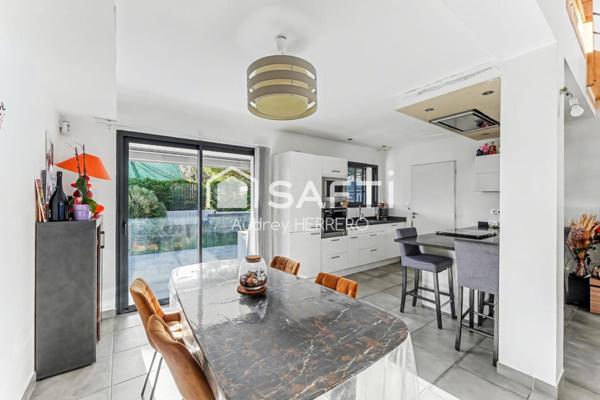 Maison T5 de avec piscine à PECHBONNIEU