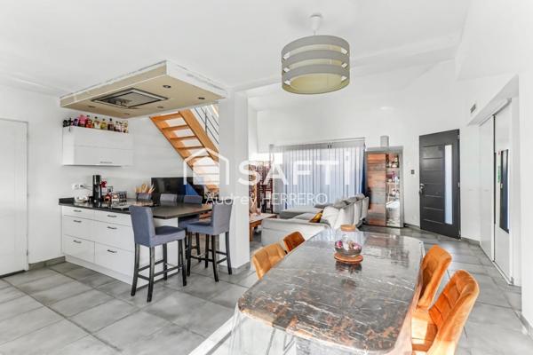 Maison T5 de avec piscine à PECHBONNIEU