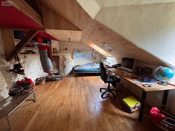 Maison à vendre à Doué-en-Anjou dans le Maine-et-Loire (49700), ref : 2018224