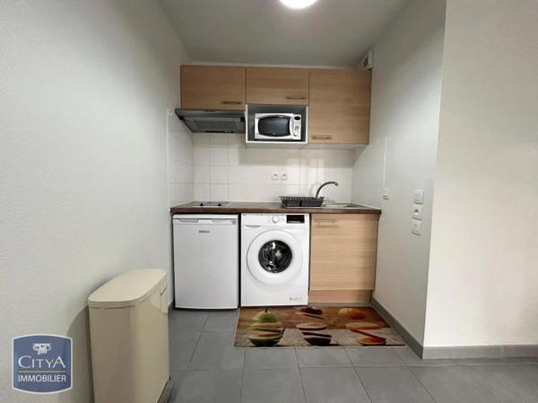 Appartement à louer 2 pièces 41.35m² Pau (64000)