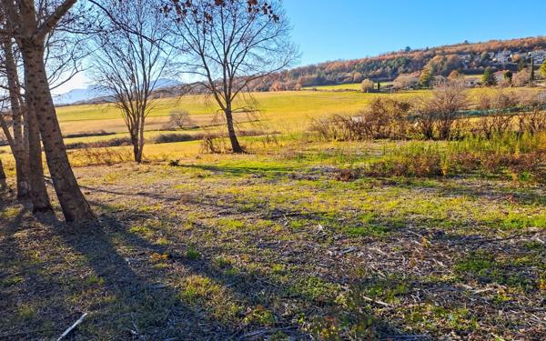 Terrain à vendre    Le Poët