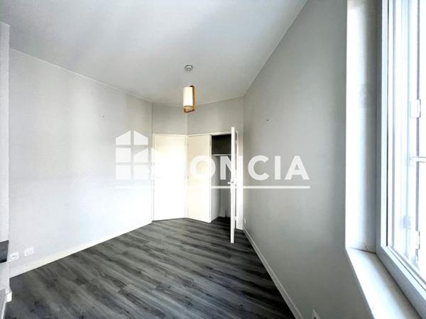 Location Appartement 2 pièces 44.06 m² - 1 RUE DES MARTYRS DE VINGRE Saint Etienne 42000