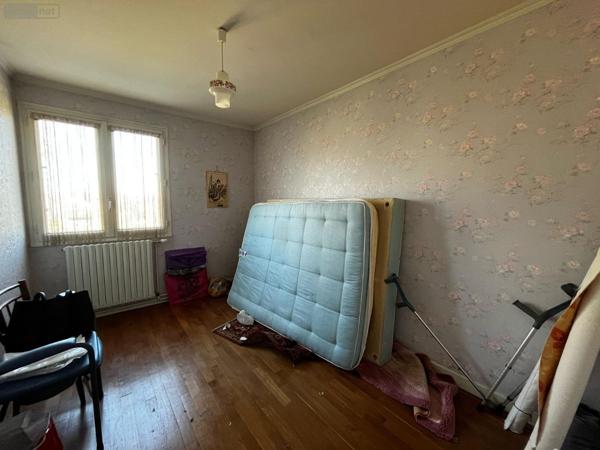 Maison rurale à vendre à Saints-Geosmes en Haute-Marne (52200), ref : SGML113491