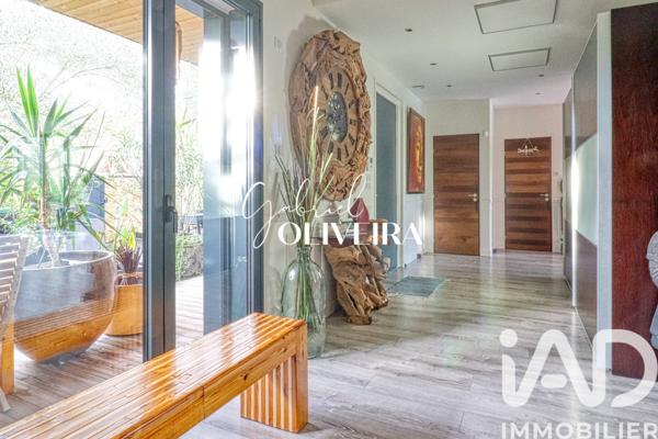 Maison à vendre 7 pièces 242 m² Groslay