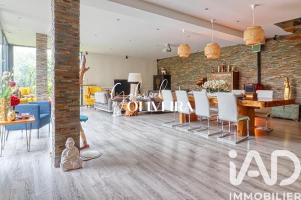 Maison à vendre 7 pièces 242 m² Groslay