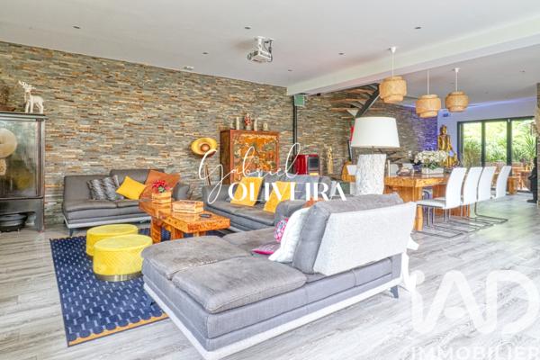 Maison à vendre 7 pièces 242 m² Groslay